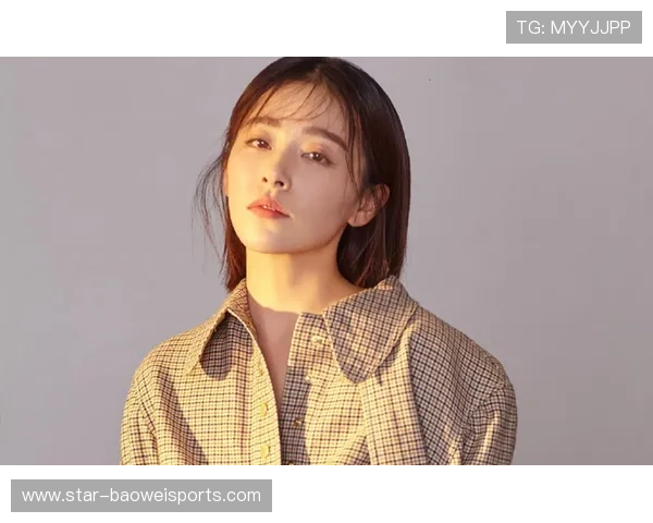 足球明星耳洞潮流引领时尚新风潮明星个性与运动精神的完美融合